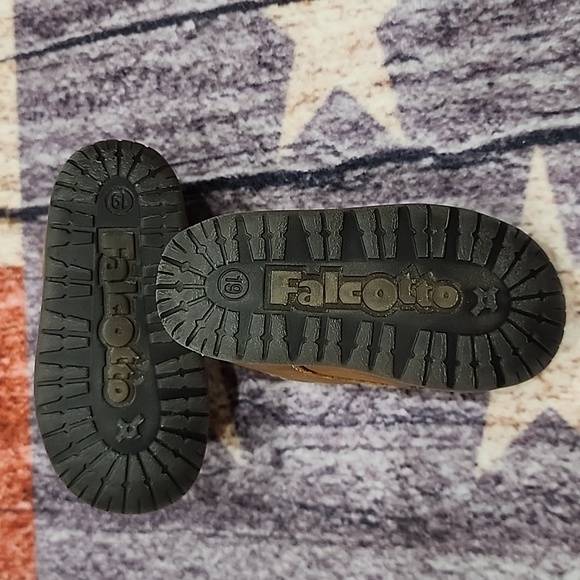 NEW WITH BOX Baby Shoes - Picture 6 of 9